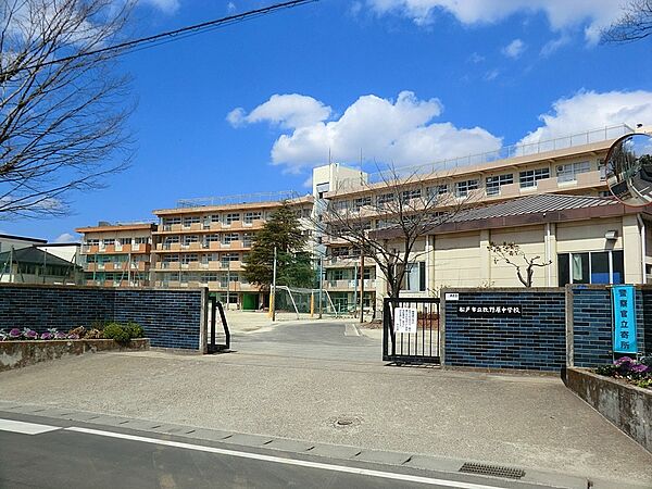 中学校 400m 松戸市立牧野原中学校
