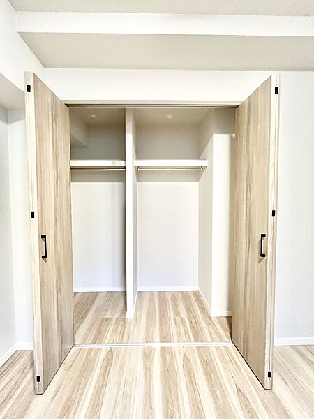 たっぷりの収納スペースでいつでも住空間がスッキリ保てそう