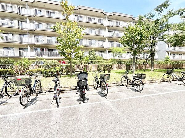 自転車置き場（空き状況は都度ご確認ください）
