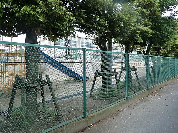 小学校 260m 船橋市立西海神小学校