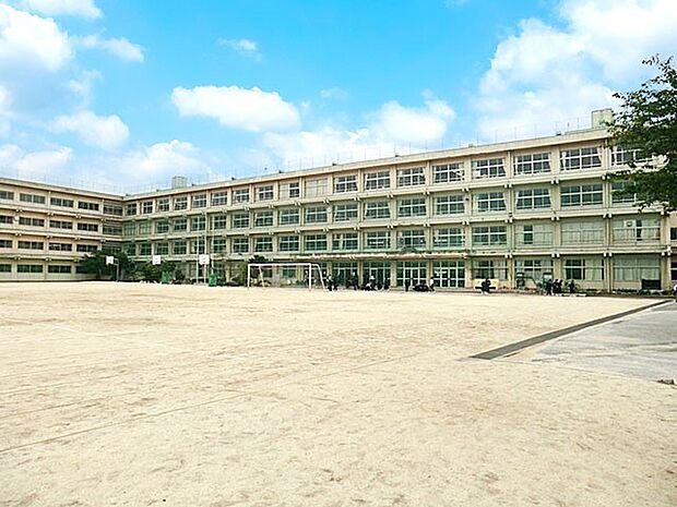 中学校 700m 鎌ケ谷市立第二中学校