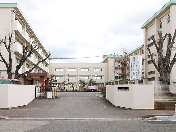 小学校 560m 千葉市立千城台みらい小学校
