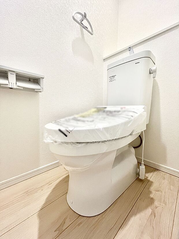 トイレは1階と2階それぞれに配置されていてとても便利です。 