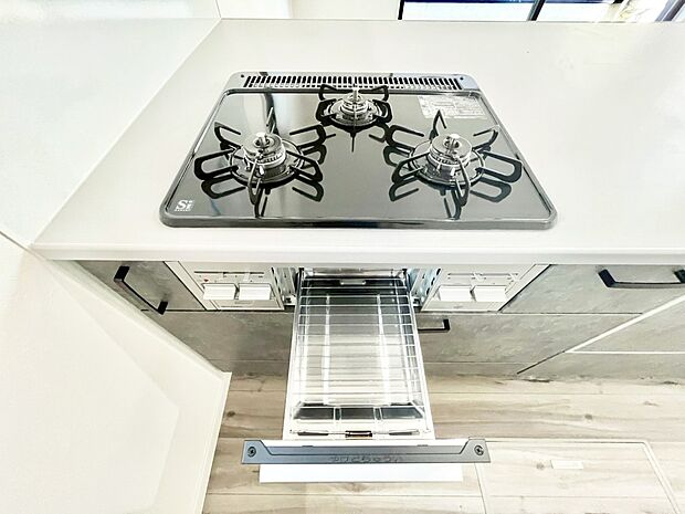 三口ガスコンロでお料理が一気にはかどりそう。  