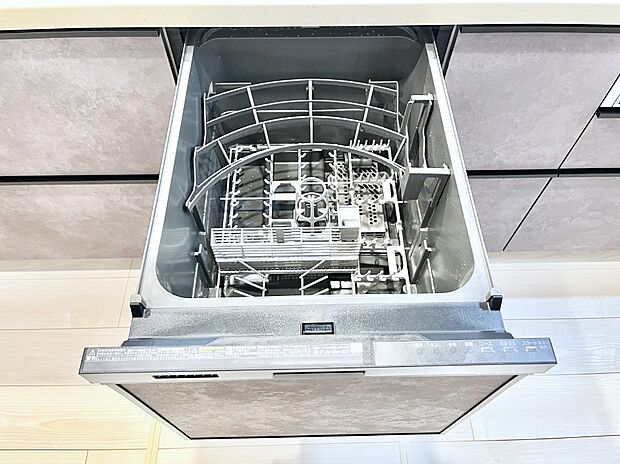 面倒なお片づけは食洗機にお任せ!家事の負担が減って、時間にも気持ちにもゆとりができます。