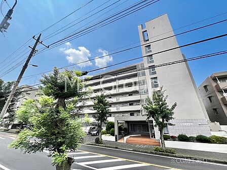 溢れる陽光でご家族の笑顔も輝く