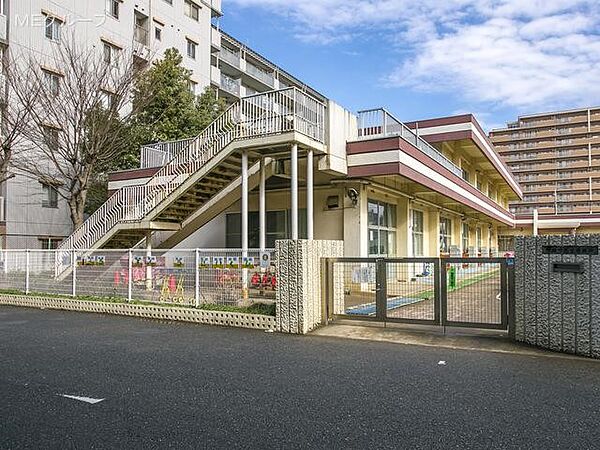 幼稚園・保育園 500m 園生保育所