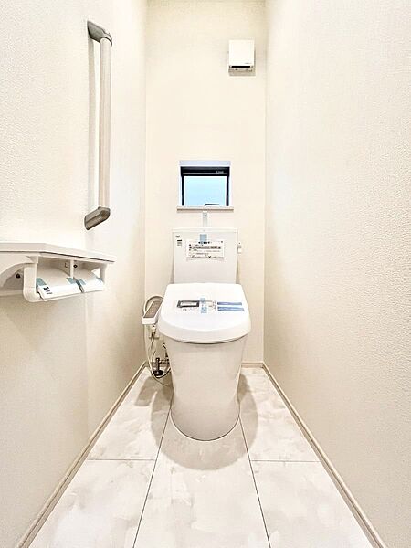 トイレは1階と2階それぞれに配置されていてとても便利です。