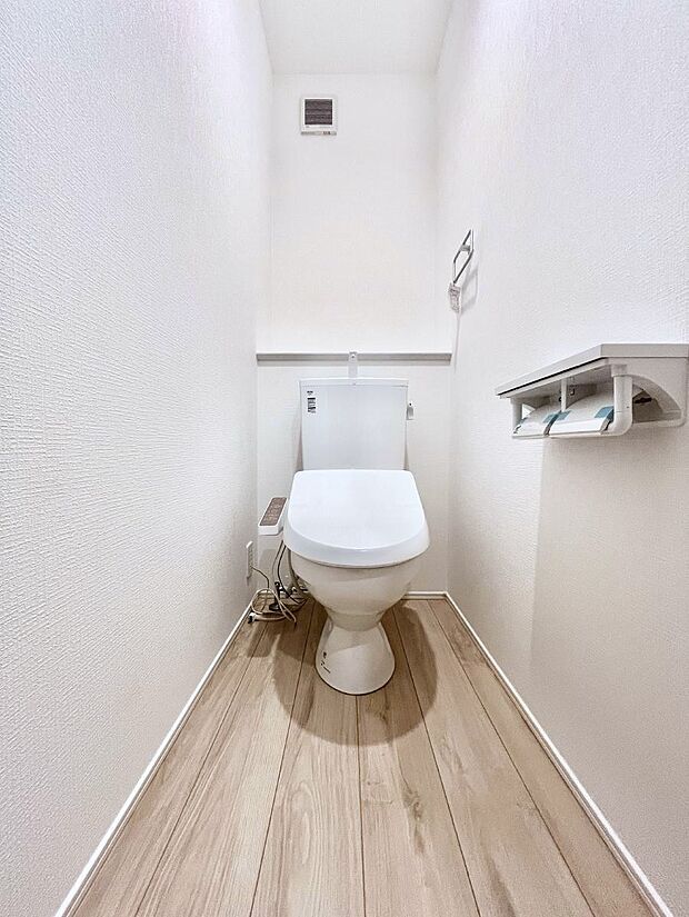 トイレは1階と2階それぞれに配置されていてとても便利です。