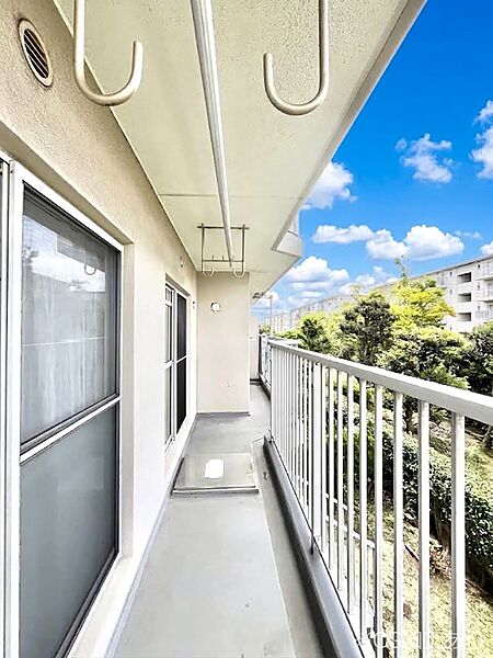 心地よい風を感じながらお洗濯物が干せそうです