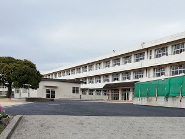 小学校 80m 袖ケ浦市立蔵波小学校