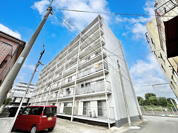 溢れる陽光でご家族の笑顔も輝く