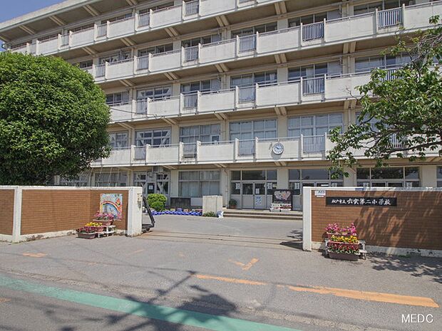小学校 682m 松戸市立六実第二小学校