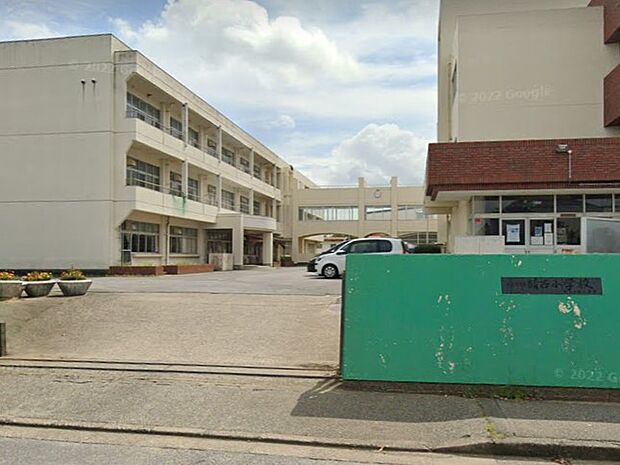 小学校 154m 木更津市立請西小学校