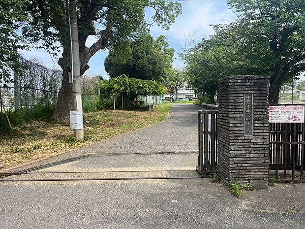 中学校 1700m 千葉市立葛城中学校
