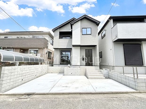 洗練された外観、上質な住空間が広がる室内は永く安心して過ごせる住居です。 