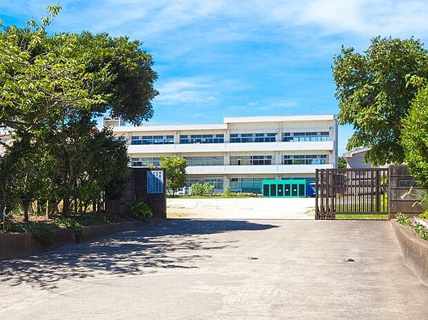 小学校 1600m 市原市立青葉台小学校
