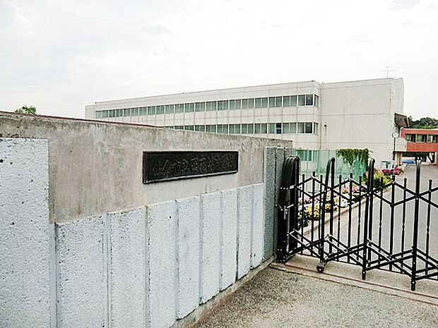 中学校 900m 佐倉市立西志津中学校