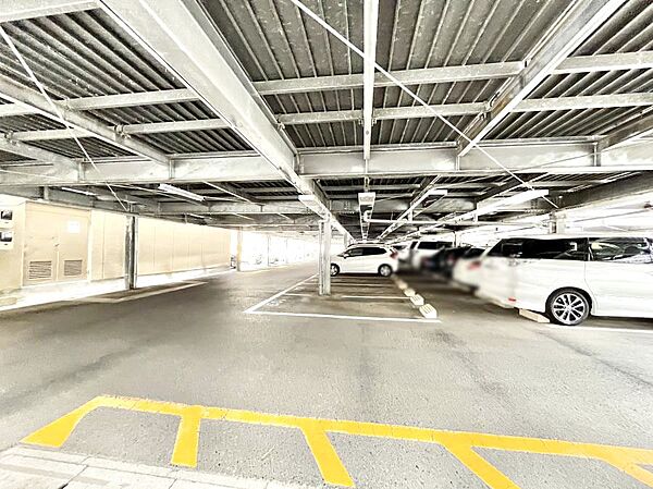 駐車場（空き状況は都度ご確認ください）