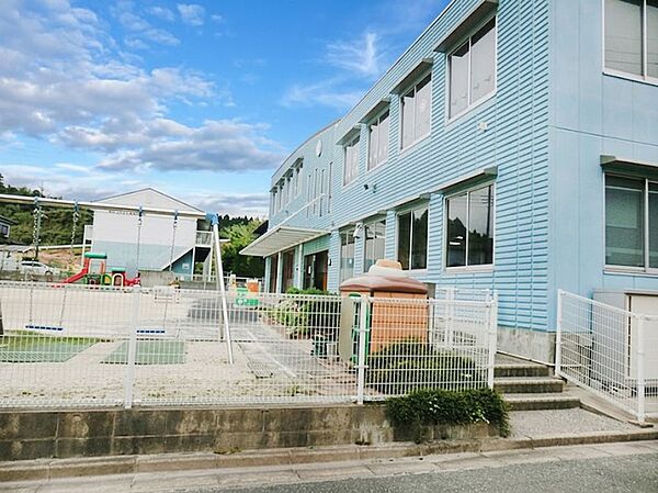 幼稚園・保育園 700m 認定こども園 あすみ中央幼稚園