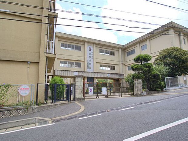 小学校 290m 川戸小学校(お子様が明るく楽しい学校生活を送れる小学校！)
