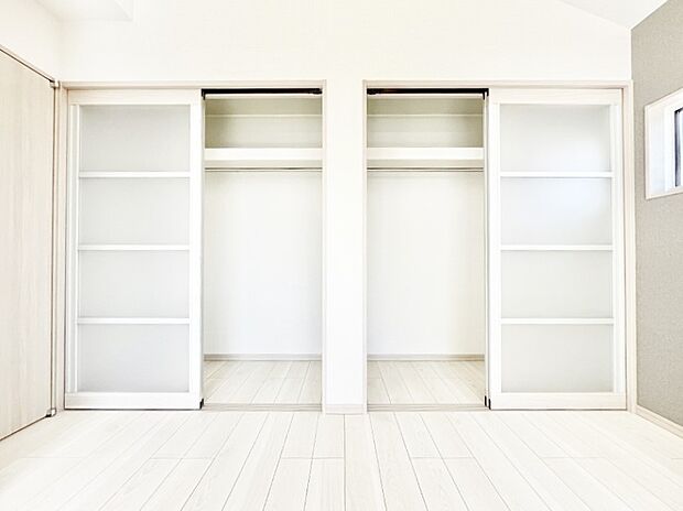 たっぷりの収納スペースでいつでも住空間がスッキリ保てそう