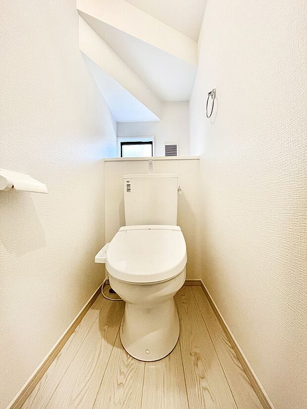 トイレは1階と2階それぞれに配置されていてとても便利です。 