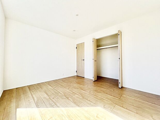 収納が充実しているので居住スペースを広々使えます