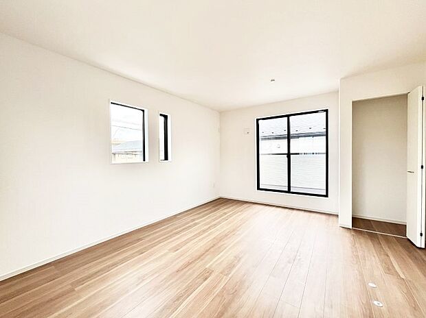 収納が充実しているので居住スペースを広々使えます