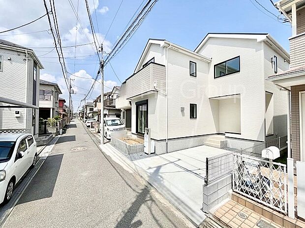 前面道路はきちんと整備されています