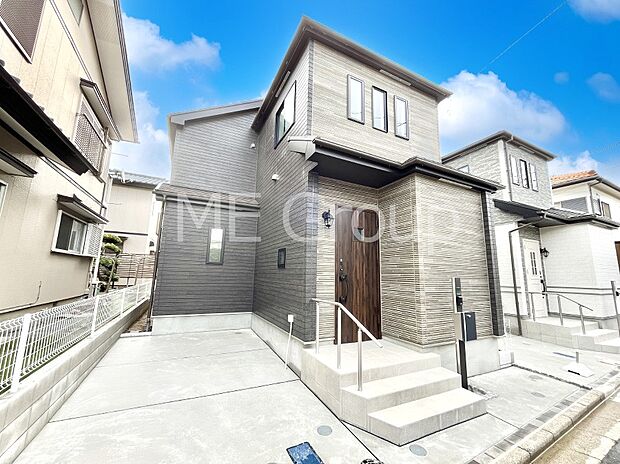 暮らしやすさと居心地の良さにこだわったシンプルで飽きのこないデザイン！  