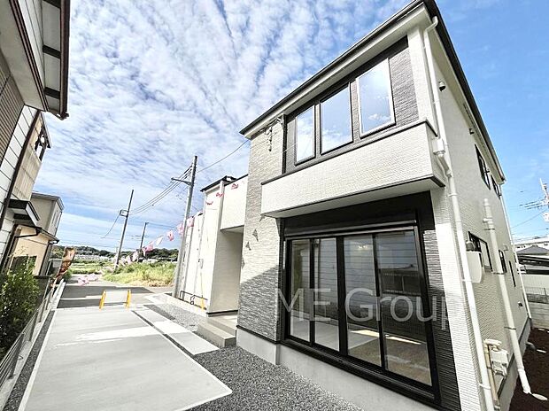 たっぷりの陽光と心地よい風が舞い込む住まい