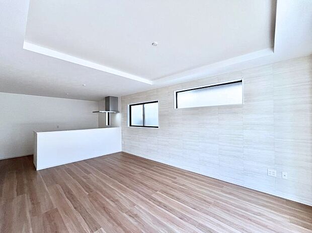 家族の笑顔が自然と生まれてくる、そんな雰囲気のダイニングに仕上がっています