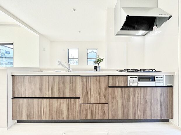 毎日使うキッチンだから、使いやすさ＆お手入れのしやすさにこだわりました。