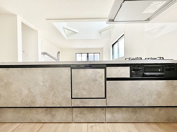 毎日使うキッチンだから、使いやすさ&お手入れのしやすさにこだわりました。