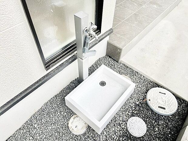 ガーデニングやお掃除に便利な外水栓