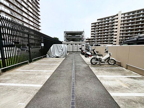 バイク置き場（空き状況は都度ご確認ください）