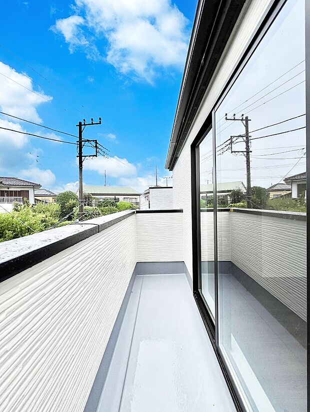 風通しの良いバルコニー  