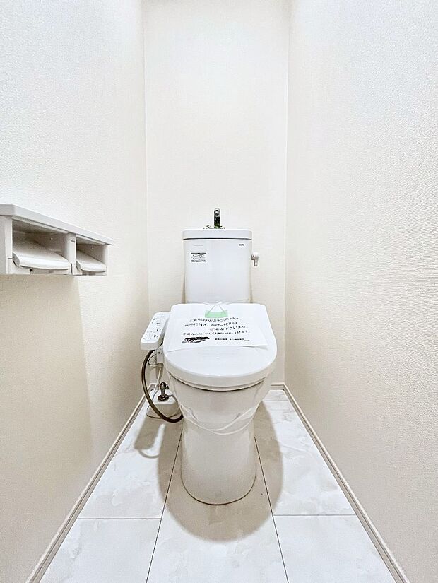 トイレは安心の2箇所！朝のバタバタも一安心です。 