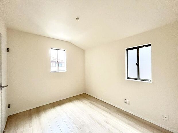 2面採光で明るさ＆風通し良好！