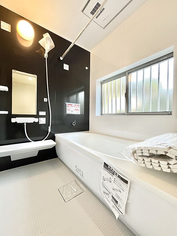 一日の疲れを癒やす大切なバスタイム。ゆっくりとお風呂を楽しんで疲れをとりたいですね！  