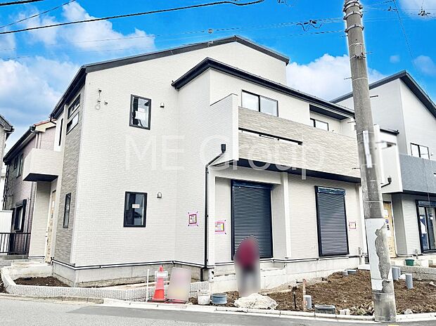 溢れる陽光でご家族の笑顔も輝く