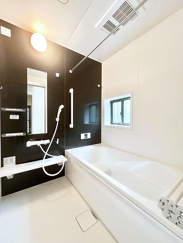 一日の疲れを癒やす大切なバスタイム。ゆっくりとお風呂を楽しんで疲れをとりたいですね!