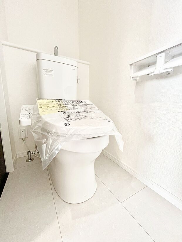 白を基調とした清潔感のある落ち着ける空間