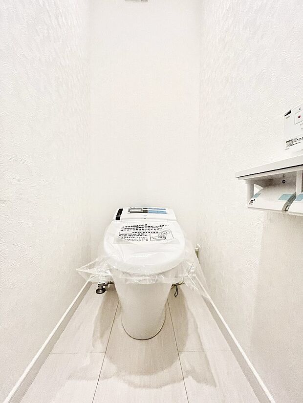 トイレは温水洗浄機能付き
