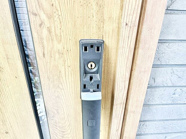 スマートに開錠できる電子キー