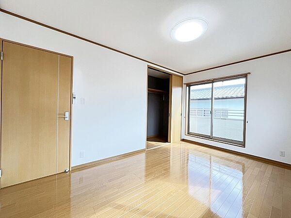 子供部屋にもおすすめな収納スペースたっぷりの居室