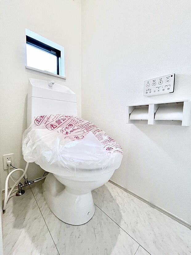 トイレは1階と2階それぞれに配置されていてとても便利です。 