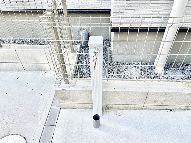 外水栓があると、庭のお手入れやちょっとした手洗い・洗車に便利です！