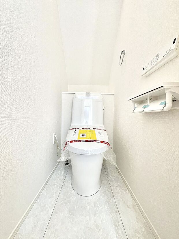 トイレは安心の2箇所！朝のバタバタも一安心です。 